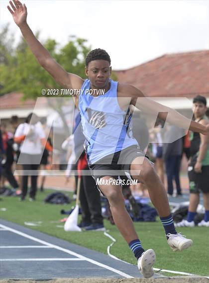 Thumbnail 1 in Roosevelt Invitational photogallery.