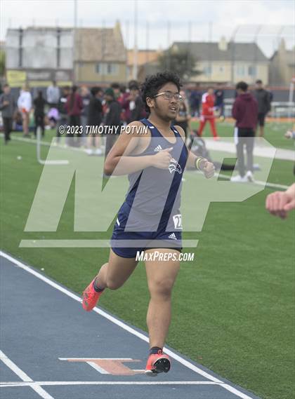 Thumbnail 2 in Roosevelt Invitational photogallery.