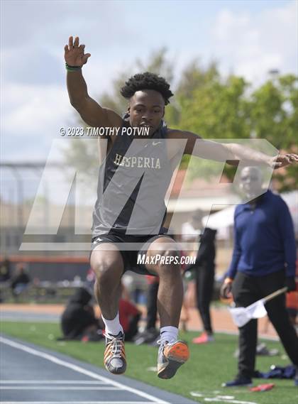 Thumbnail 3 in Roosevelt Invitational photogallery.