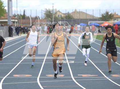 Thumbnail 1 in Roosevelt Invitational photogallery.
