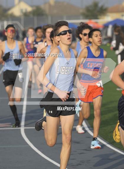 Thumbnail 2 in Roosevelt Invitational photogallery.