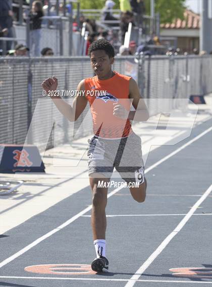 Thumbnail 3 in Roosevelt Invitational photogallery.