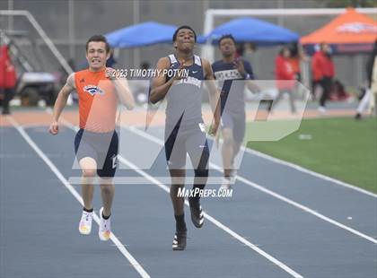 Thumbnail 3 in Roosevelt Invitational photogallery.