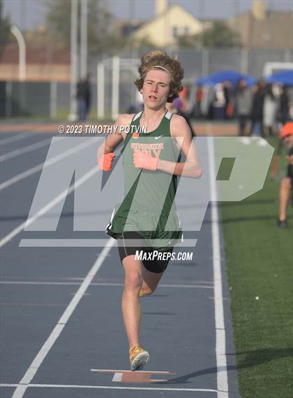 Thumbnail 3 in Roosevelt Invitational photogallery.