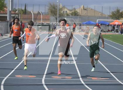 Thumbnail 1 in Roosevelt Invitational photogallery.