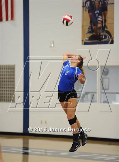Thumbnail 1 in Girls Prep vs Lookout Valley photogallery.