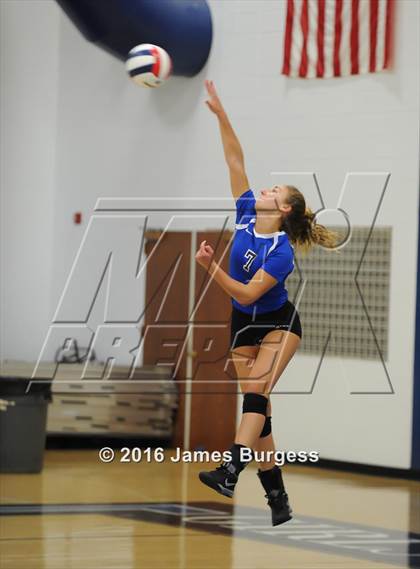 Thumbnail 3 in Girls Prep vs Lookout Valley photogallery.