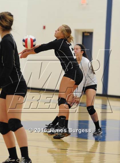 Thumbnail 1 in Girls Prep vs Lookout Valley photogallery.