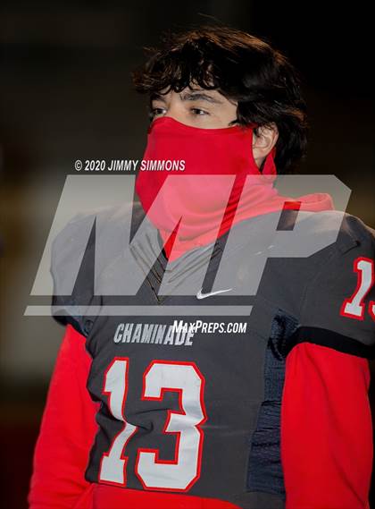 Thumbnail 2 in Parkway West @ Chaminade (MSHSAA Class 5 Final) photogallery.
