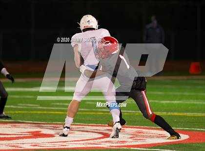 Thumbnail 3 in Parkway West @ Chaminade (MSHSAA Class 5 Final) photogallery.