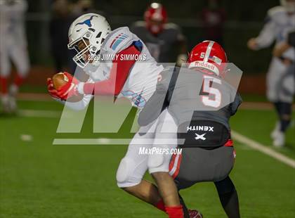 Thumbnail 2 in Parkway West @ Chaminade (MSHSAA Class 5 Final) photogallery.