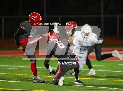 Thumbnail 2 in Parkway West @ Chaminade (MSHSAA Class 5 Final) photogallery.