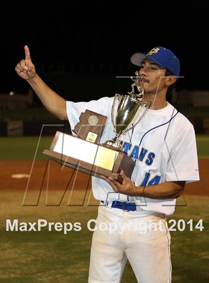 Thumbnail 3 in Palo Verde (AIA D3 Final Award Photos) photogallery.