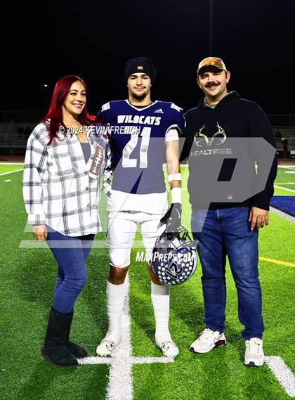 Thumbnail 3 in Willow Canyon (Senior Night) photogallery.