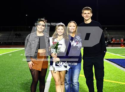 Thumbnail 2 in Willow Canyon (Senior Night) photogallery.