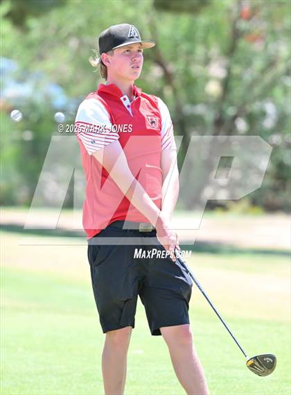 Thumbnail 3 in AIA Division III Championship photogallery.