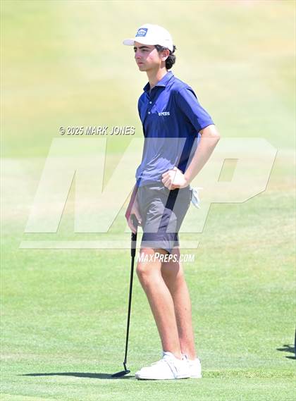 Thumbnail 2 in AIA Division III Championship photogallery.