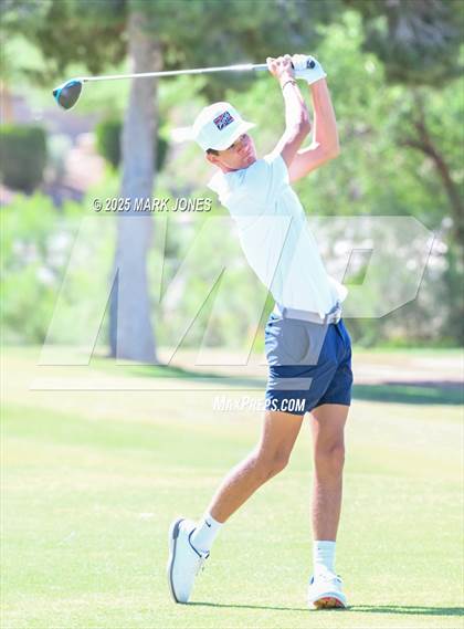 Thumbnail 3 in AIA Division III Championship photogallery.