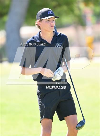 Thumbnail 2 in AIA Division III Championship photogallery.