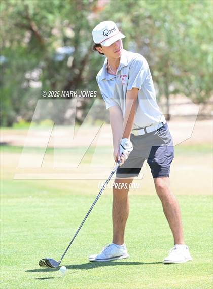 Thumbnail 1 in AIA Division III Championship photogallery.