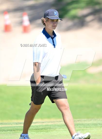 Thumbnail 3 in AIA Division III Championship photogallery.