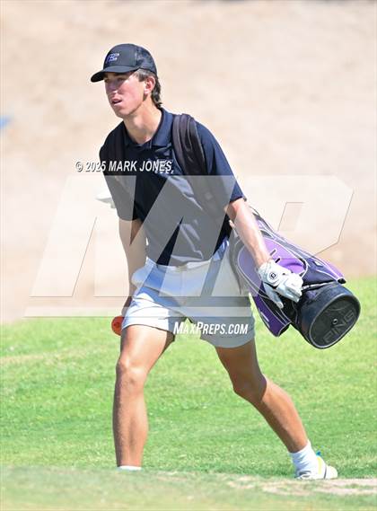 Thumbnail 1 in AIA Division III Championship photogallery.