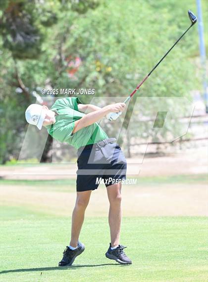 Thumbnail 1 in AIA Division III Championship photogallery.