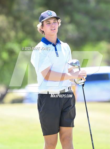 Thumbnail 2 in AIA Division III Championship photogallery.