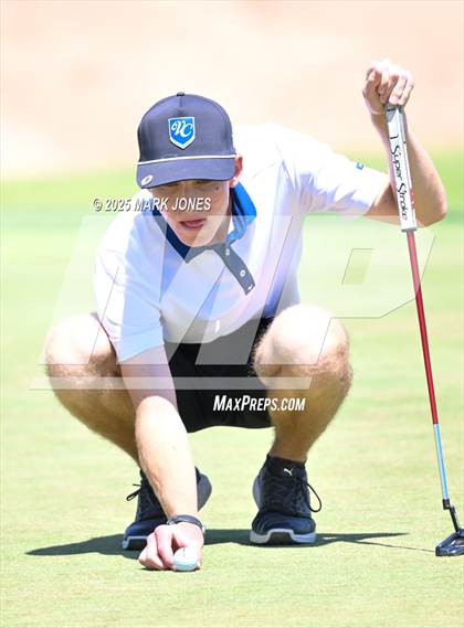 Thumbnail 1 in AIA Division III Championship photogallery.