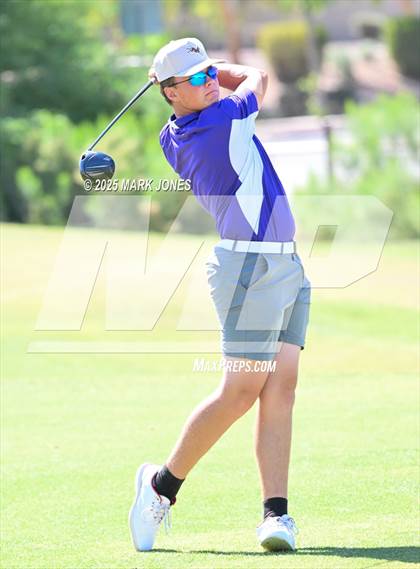 Thumbnail 1 in AIA Division III Championship photogallery.