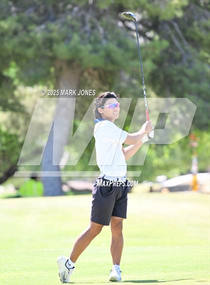 Thumbnail 1 in AIA Division III Championship photogallery.