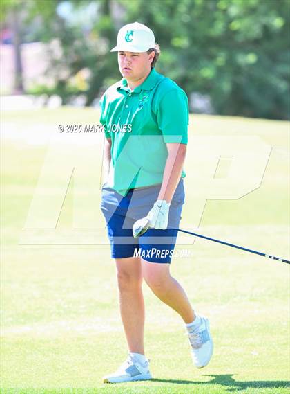Thumbnail 3 in AIA Division III Championship photogallery.