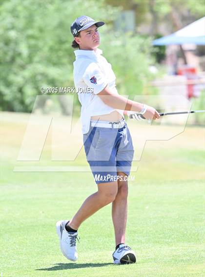 Thumbnail 2 in AIA Division III Championship photogallery.