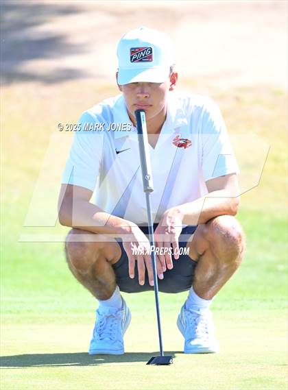 Thumbnail 3 in AIA Division III Championship photogallery.
