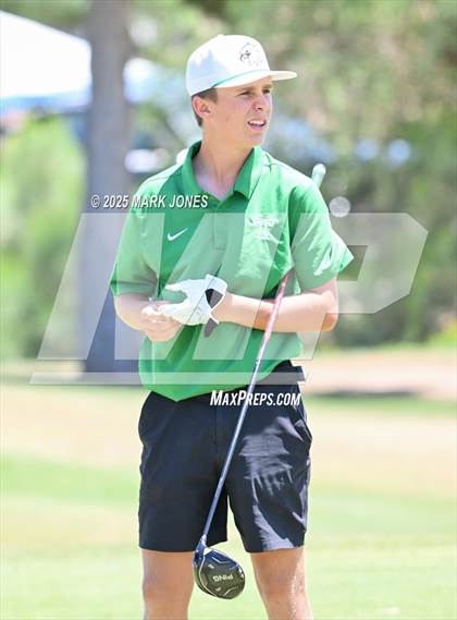 Thumbnail 2 in AIA Division III Championship photogallery.