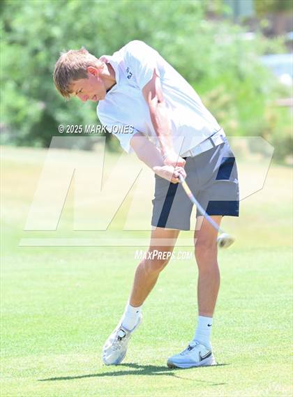 Thumbnail 1 in AIA Division III Championship photogallery.