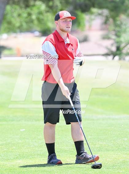 Thumbnail 2 in AIA Division III Championship photogallery.