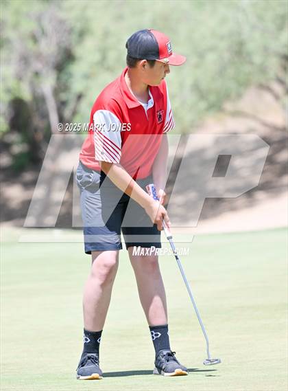 Thumbnail 1 in AIA Division III Championship photogallery.