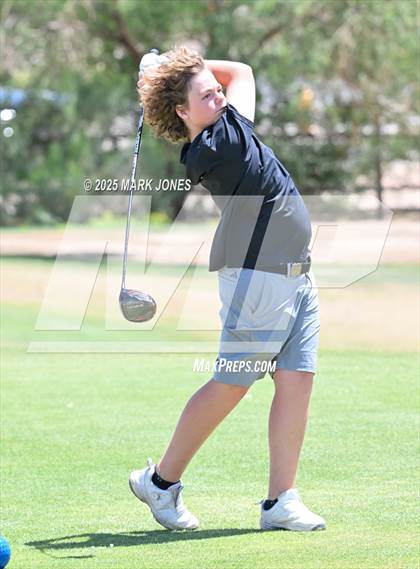 Thumbnail 2 in AIA Division III Championship photogallery.