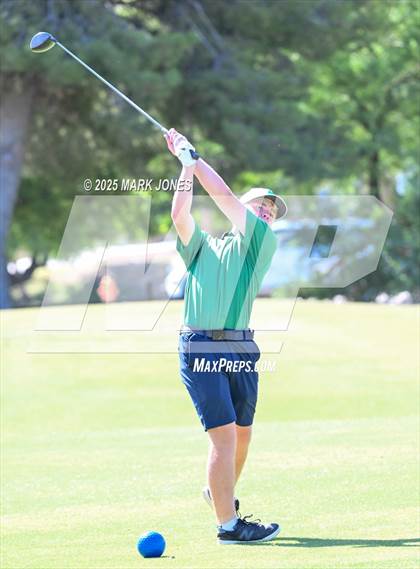 Thumbnail 1 in AIA Division III Championship photogallery.