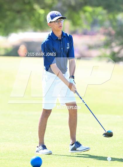 Thumbnail 3 in AIA Division III Championship photogallery.
