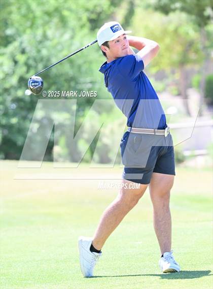 Thumbnail 3 in AIA Division III Championship photogallery.