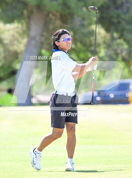 Thumbnail 2 in AIA Division III Championship photogallery.
