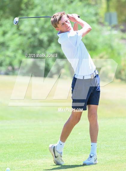 Thumbnail 1 in AIA Division III Championship photogallery.