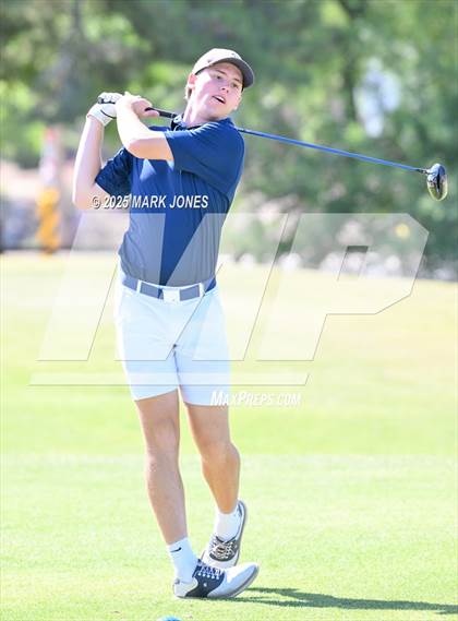 Thumbnail 3 in AIA Division III Championship photogallery.