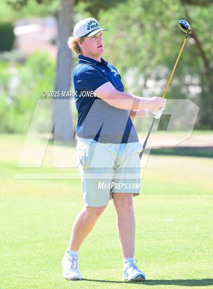 Thumbnail 2 in AIA Division III Championship photogallery.