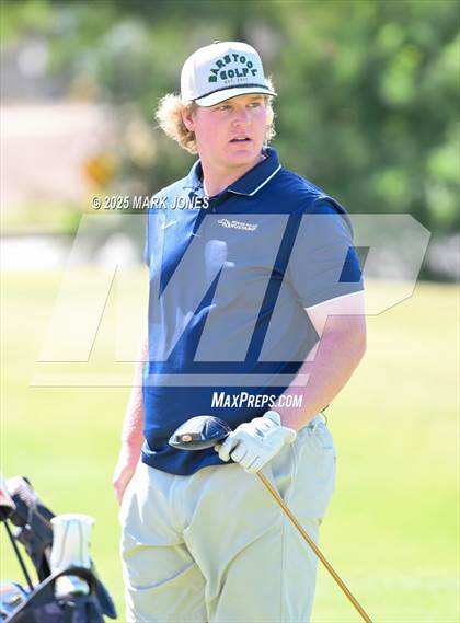 Thumbnail 3 in AIA Division III Championship photogallery.