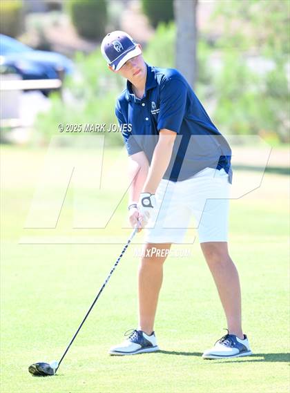 Thumbnail 2 in AIA Division III Championship photogallery.