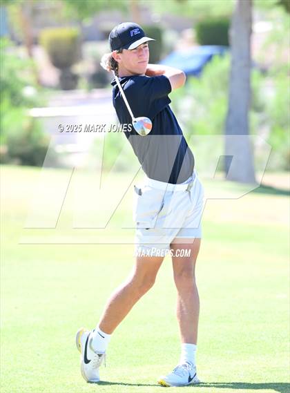 Thumbnail 1 in AIA Division III Championship photogallery.
