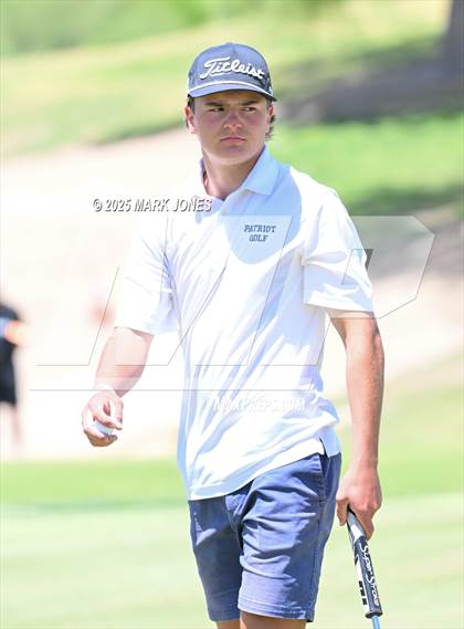 Thumbnail 2 in AIA Division III Championship photogallery.